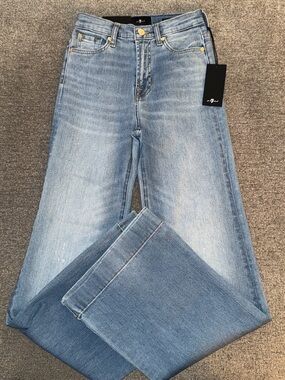 7 For All Mankind Modern Dojo Tailorless Light Blue Wide-Leg Jeans